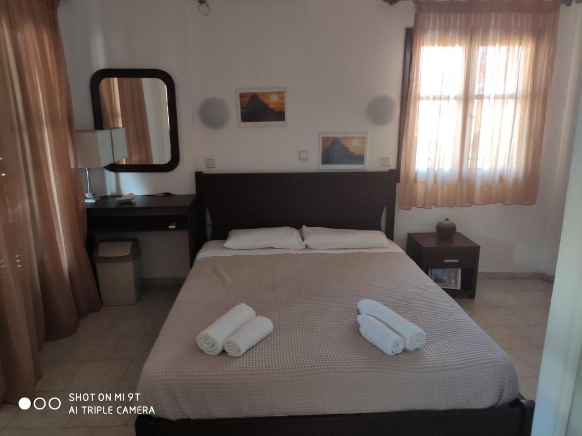 Elsa Apartments Pefkochori Bagian luar foto