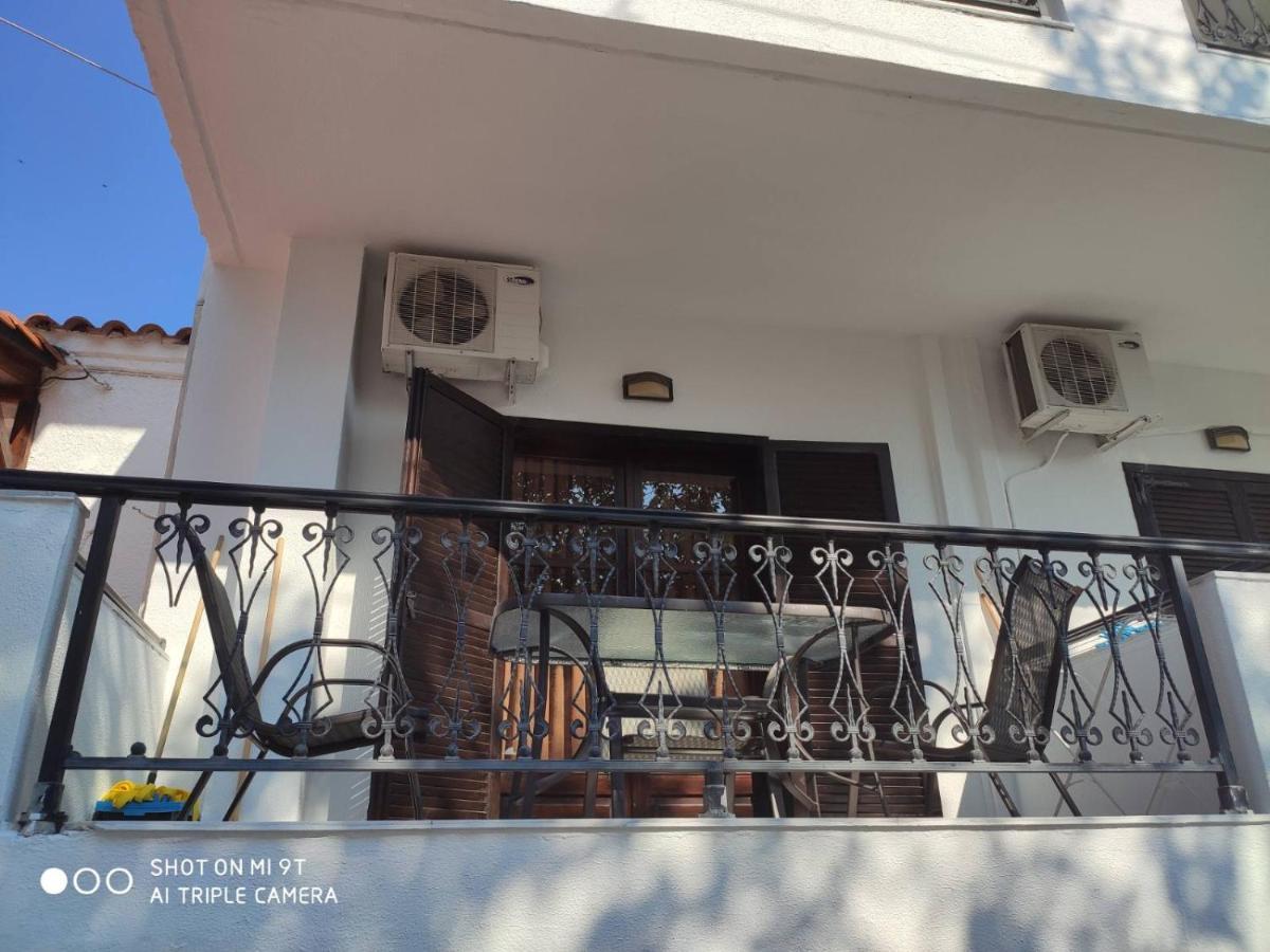 Elsa Apartments Pefkochori Bagian luar foto