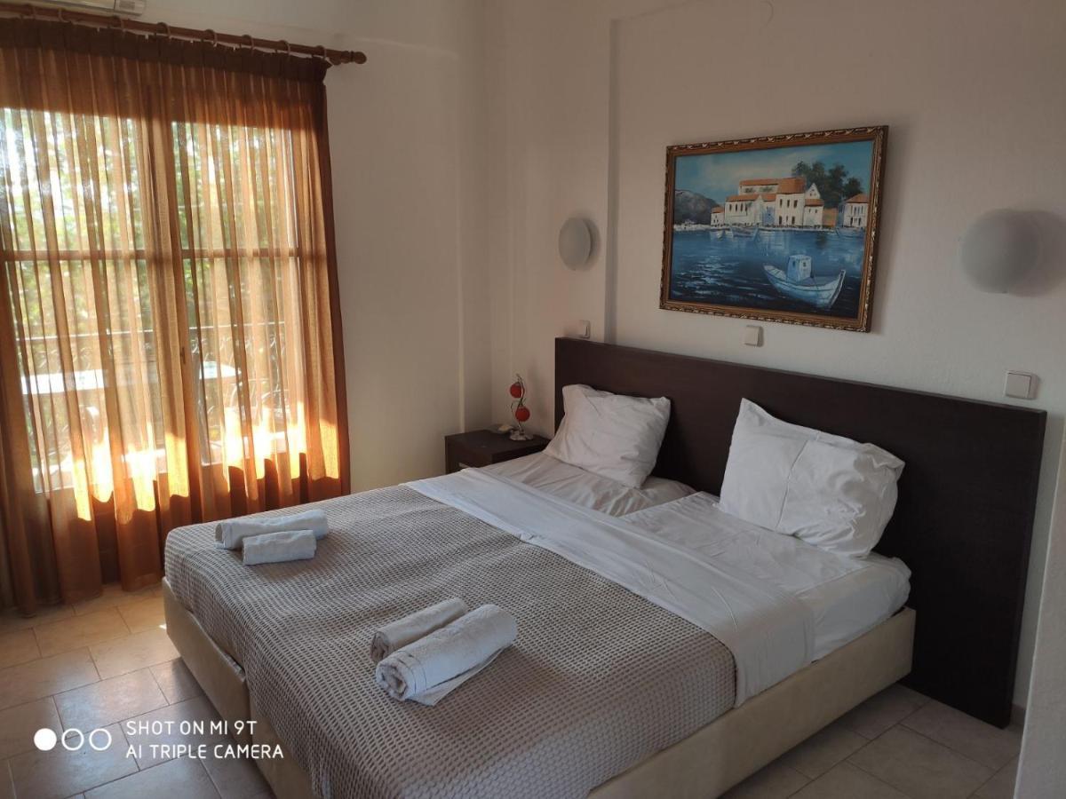 Elsa Apartments Pefkochori Bagian luar foto