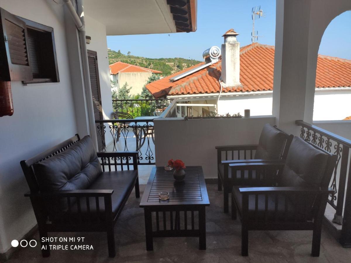 Elsa Apartments Pefkochori Bagian luar foto